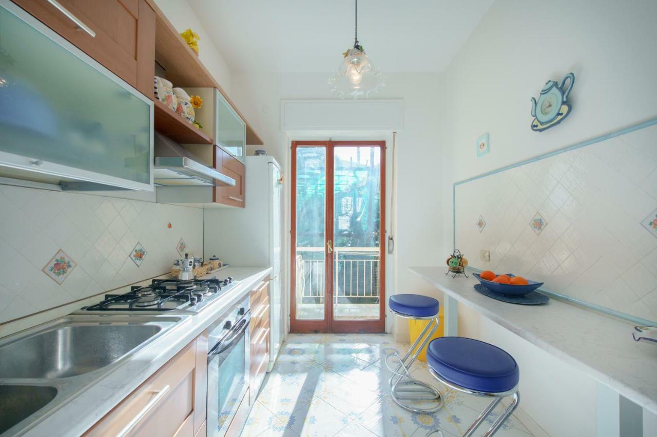 Aranci 77 Sorrento Apartman Kültér fotó